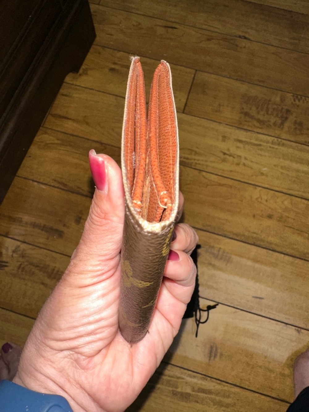 Louis Vuitton Monogram Marco Wallet - Picture 6 of 11